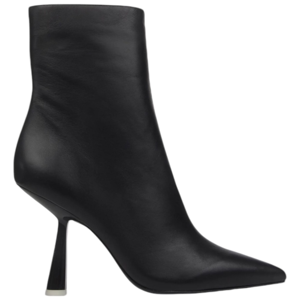 Elegant Black Ankle Boots